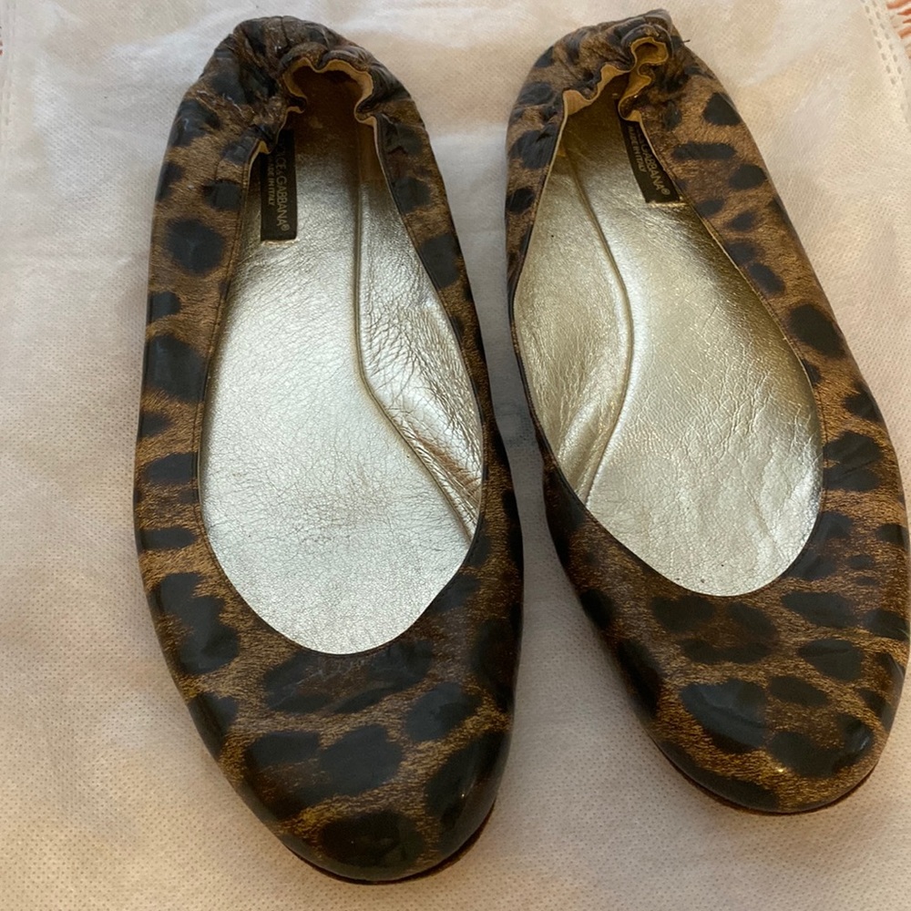 Dolce Gabbana cheetah ballet flats
